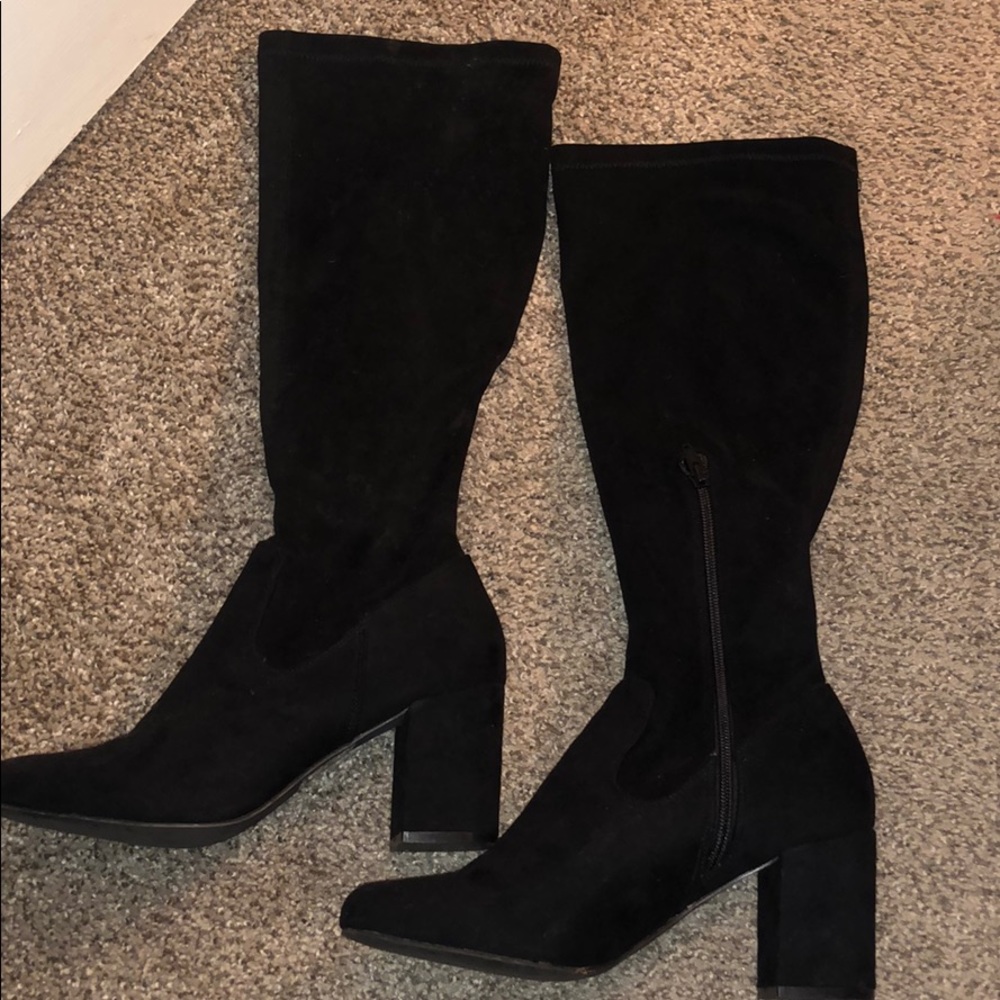 Black Below the Knee Boots